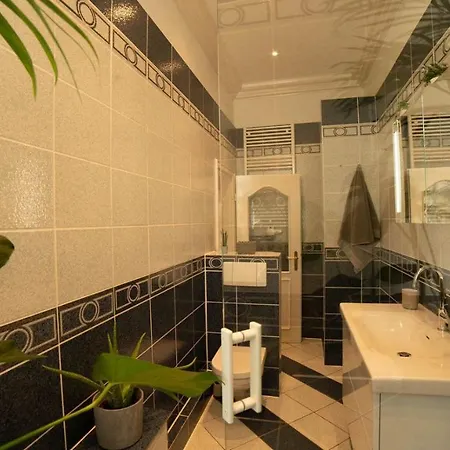 Beletage 50m Zum Strand & Grosse Terrasse Plus Parkplatz Apartment *
