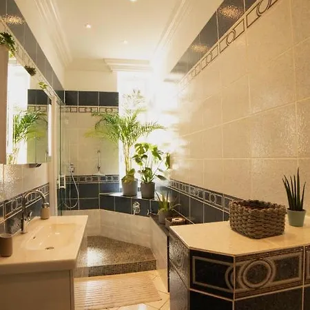 Apartment Beletage 50m Zum Strand & Grosse Terrasse Plus Parkplatz *